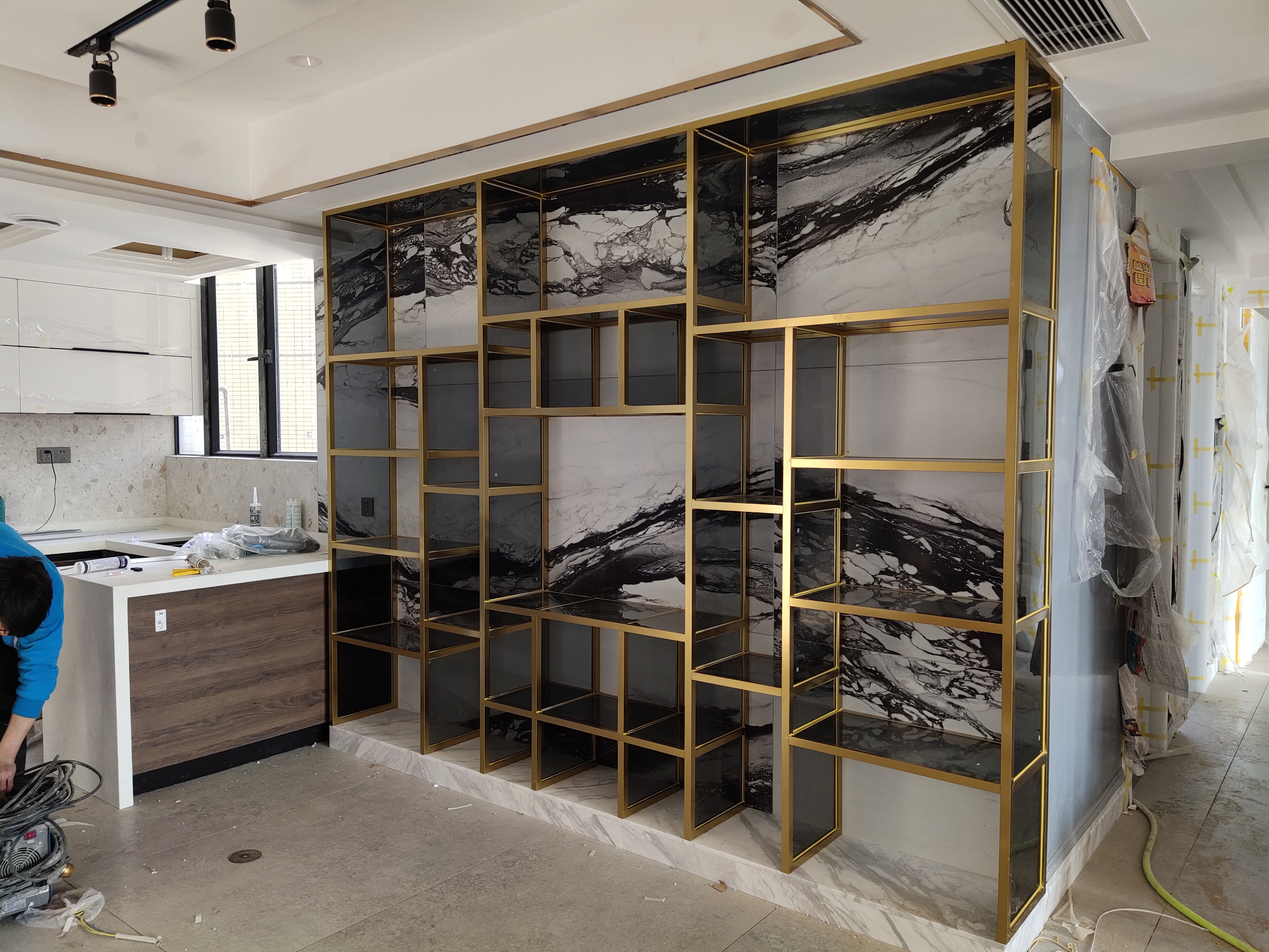 不銹鋼裝飾展柜 不銹鋼裝飾展柜