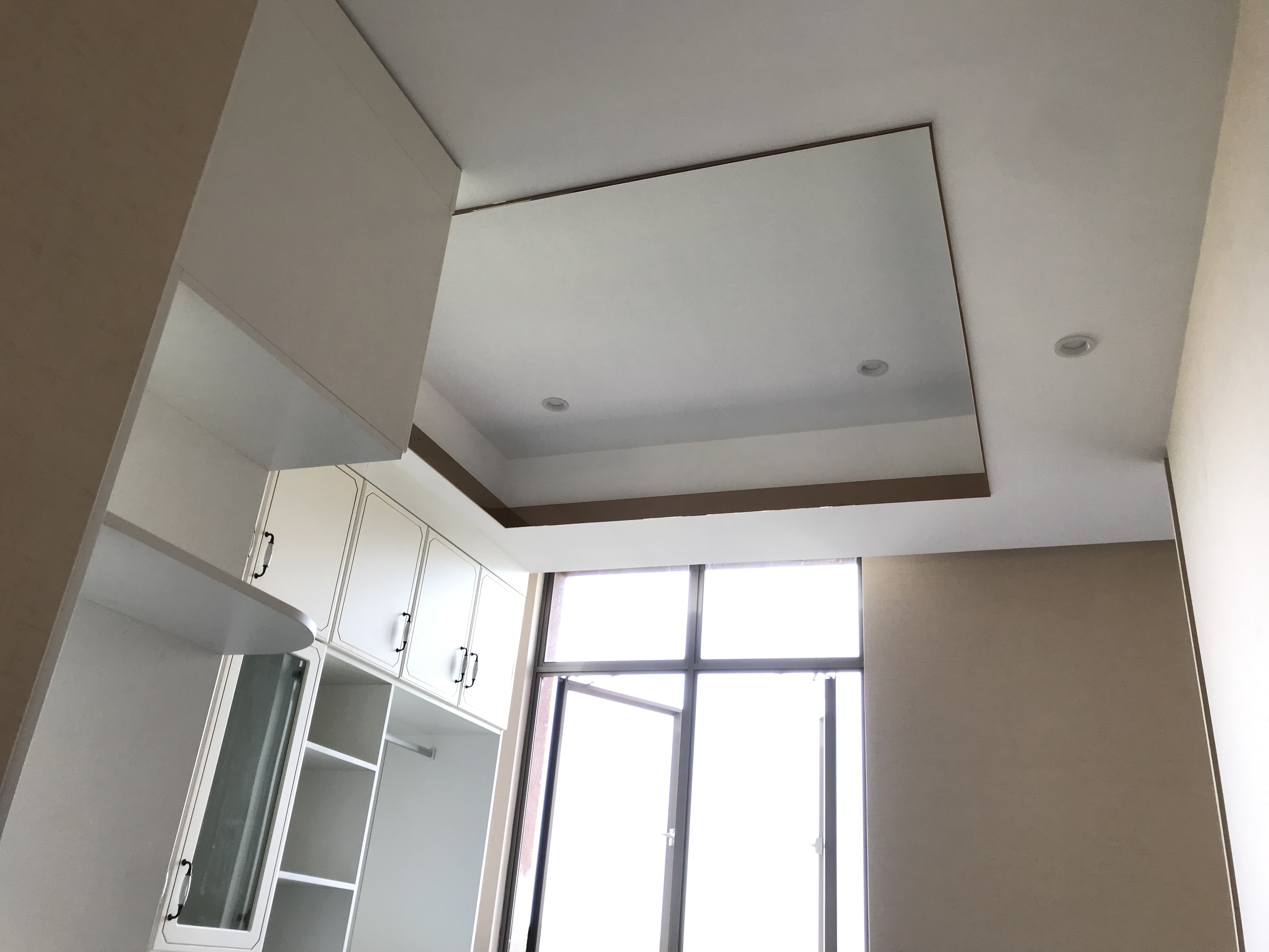 龍基雅墅61號:不銹鋼門 龍基雅墅61號:不銹鋼門