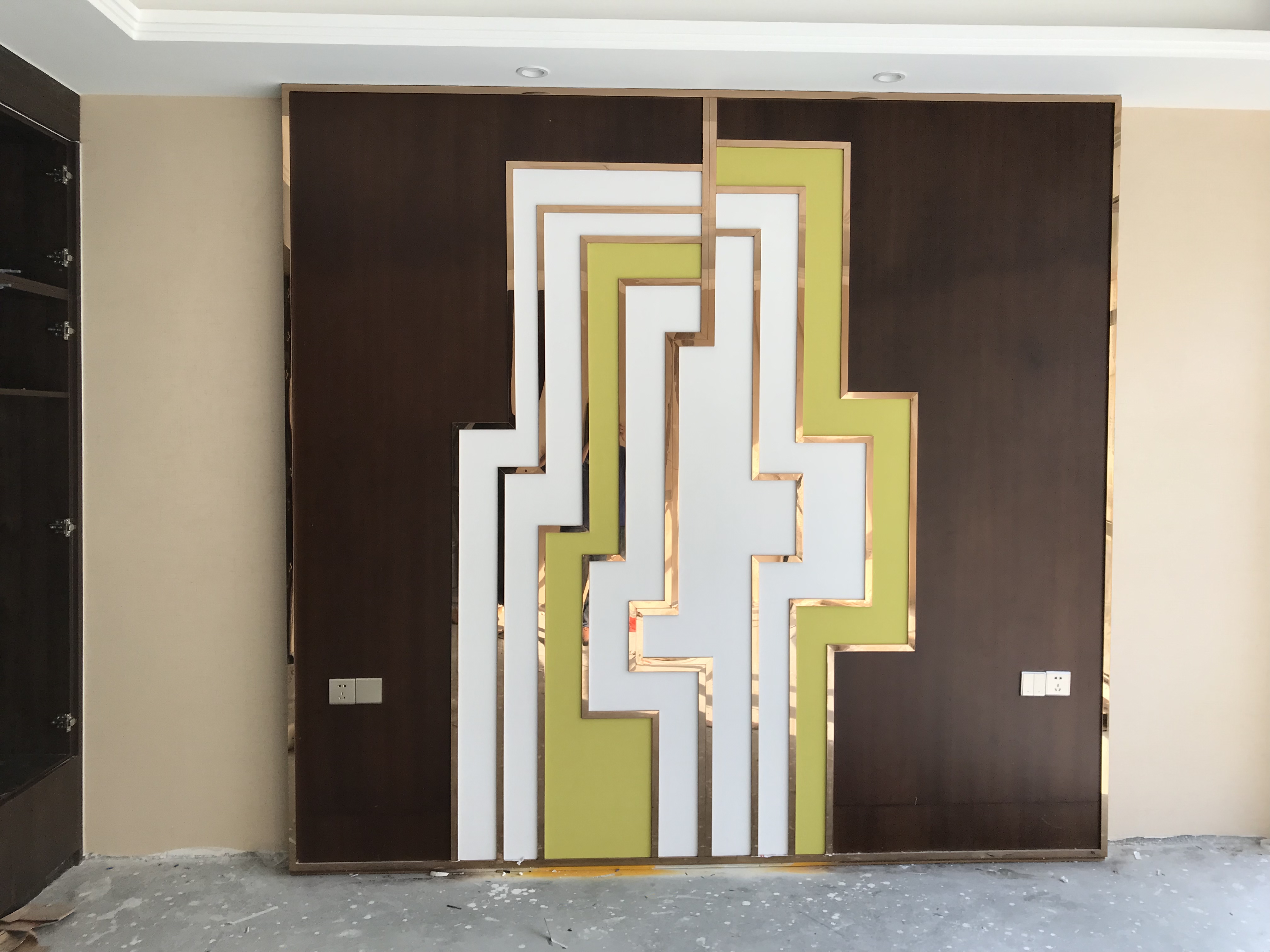 龍基雅墅61號:不銹鋼門 龍基雅墅61號:不銹鋼門